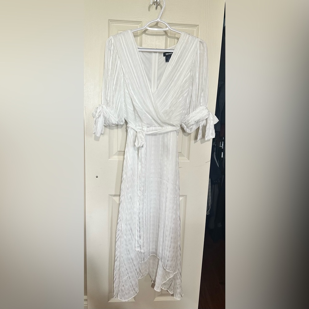 DKNY Elegant White Long Sleeve Dress